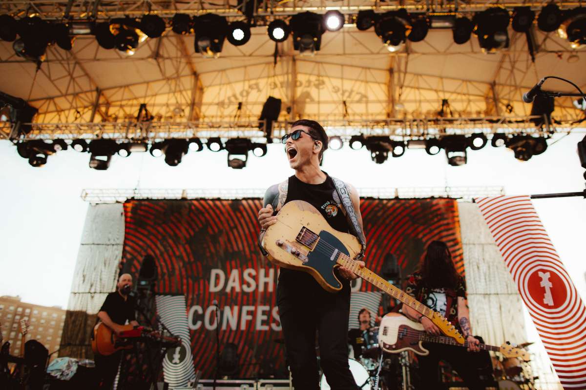 Dashboard Confessional – solo acoustic 18+